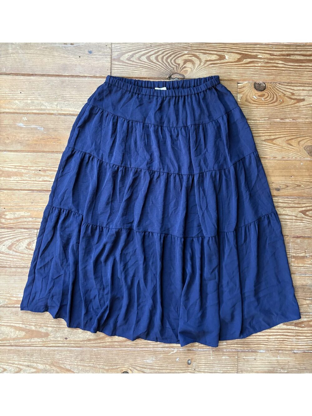 Riley & Rae Navy Tiered Midi Skirt Women’s Size M NWT